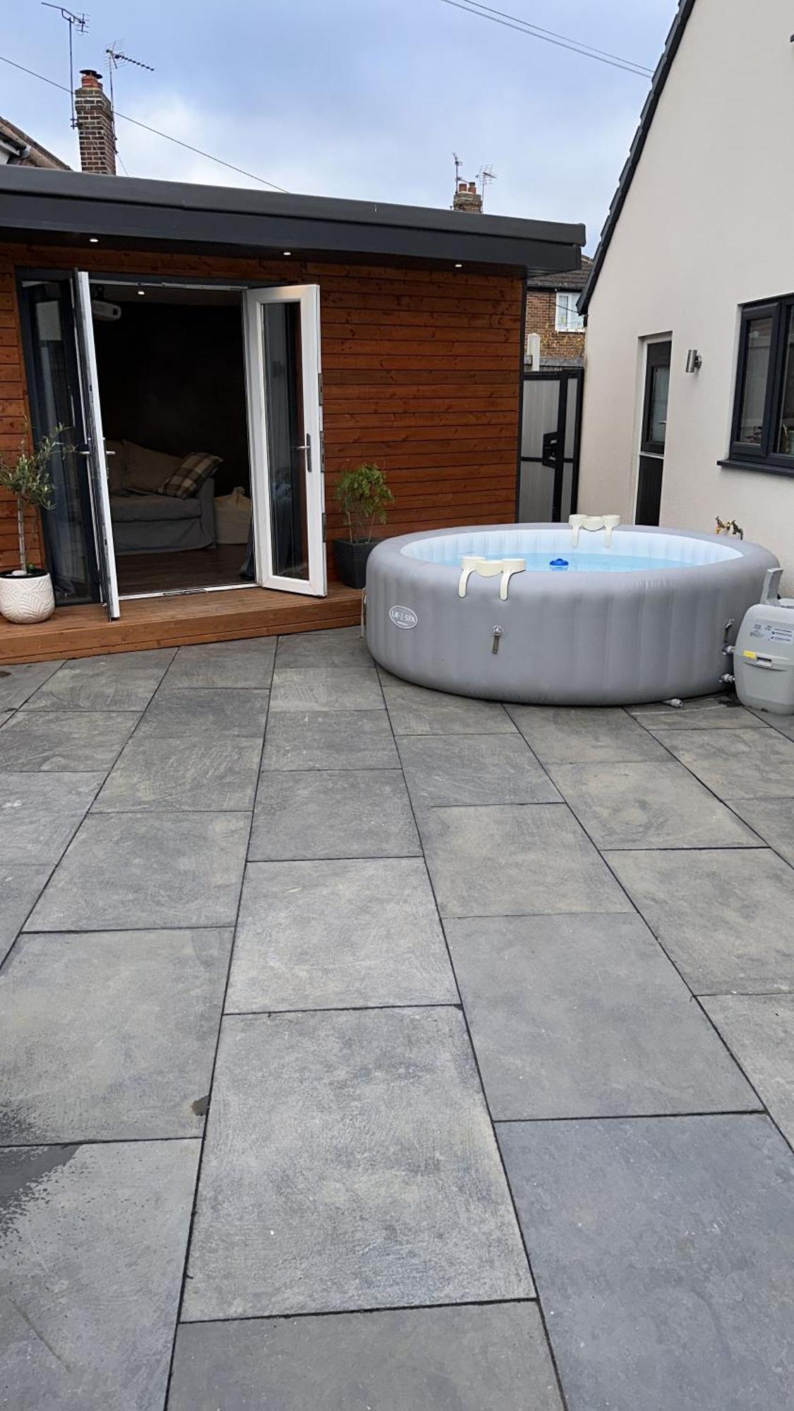 Modern Harrogate House Sleeps 10, Cinema Room & Hot Tub Buitenkant foto