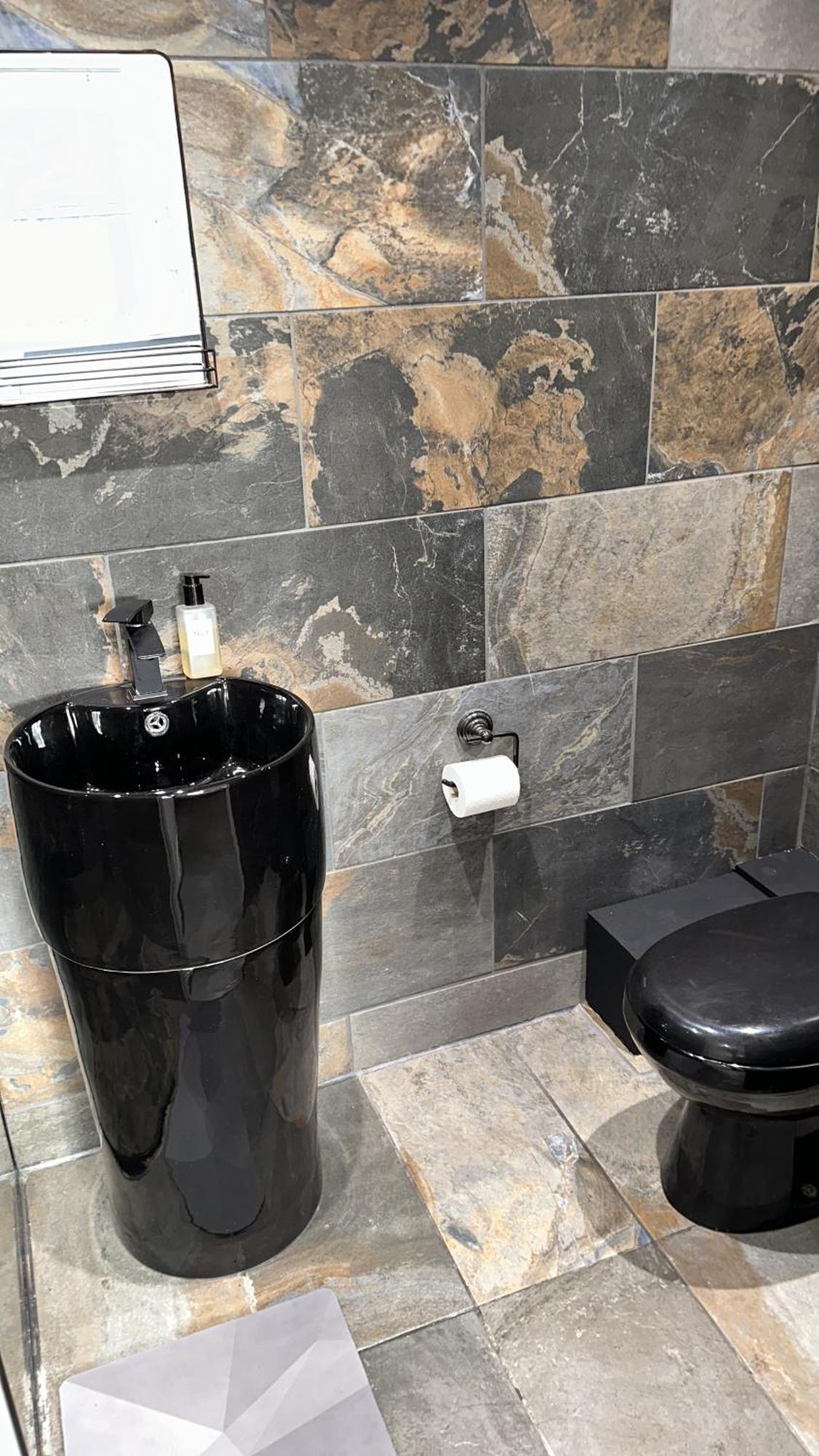 Modern Harrogate House Sleeps 10, Cinema Room & Hot Tub Buitenkant foto